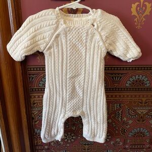 EUC Baby GAP white cable knit sweater romper, size 3-6M
